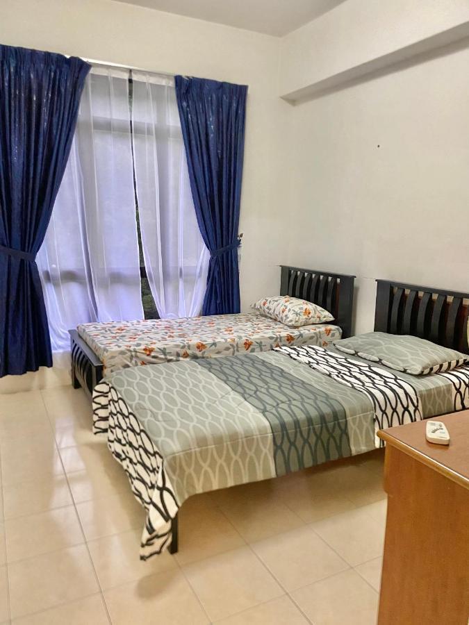 Marina Cove, Lumut Apartment Luaran gambar