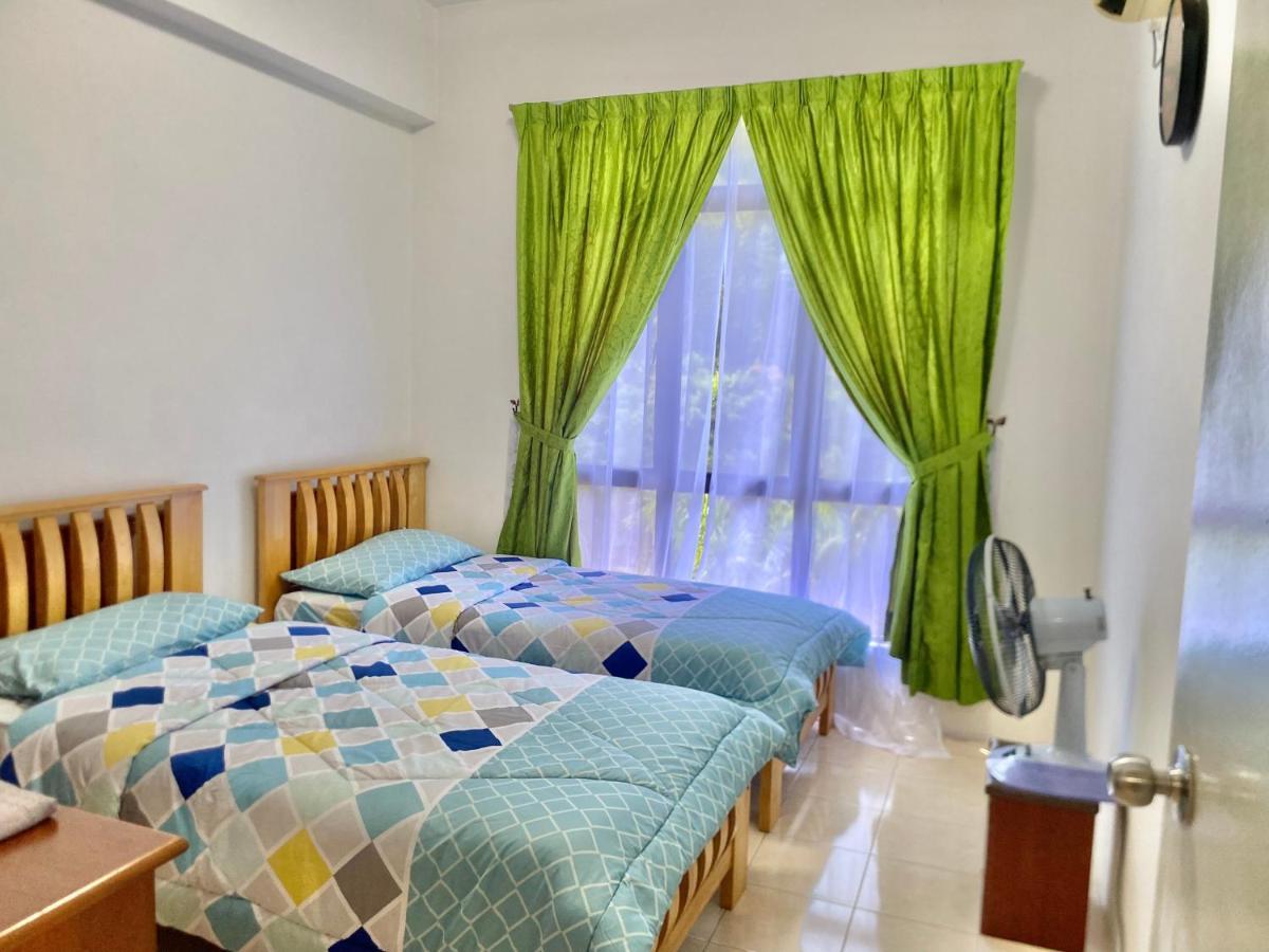 Marina Cove, Lumut Apartment Luaran gambar