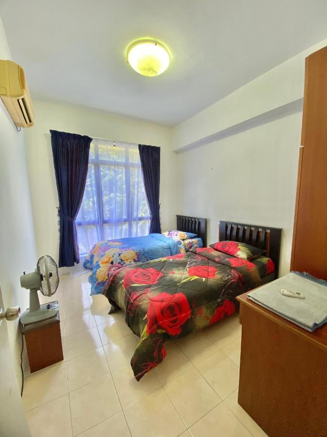 Marina Cove, Lumut Apartment Luaran gambar