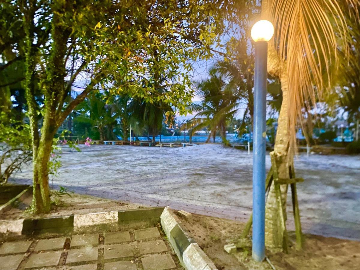 Marina Cove, Lumut Apartment Luaran gambar